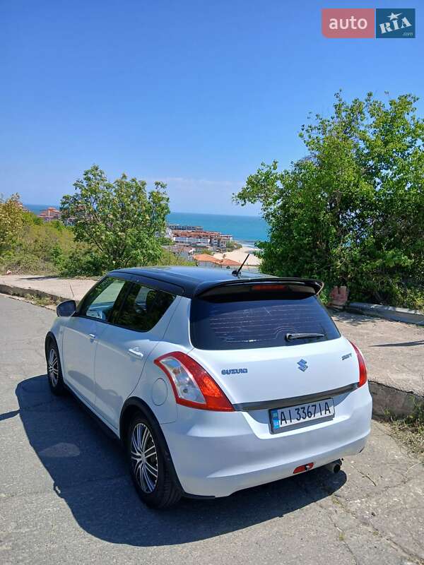 Хэтчбек Suzuki Swift 2011 в Буче
