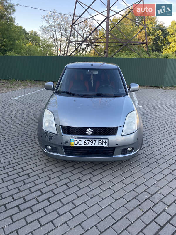 Хэтчбек Suzuki Swift 2006 в Львове фото 2 Хэтчбек Suzuki Swift 2006 в Львове