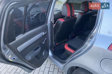 Хэтчбек Suzuki Swift 2006 в 