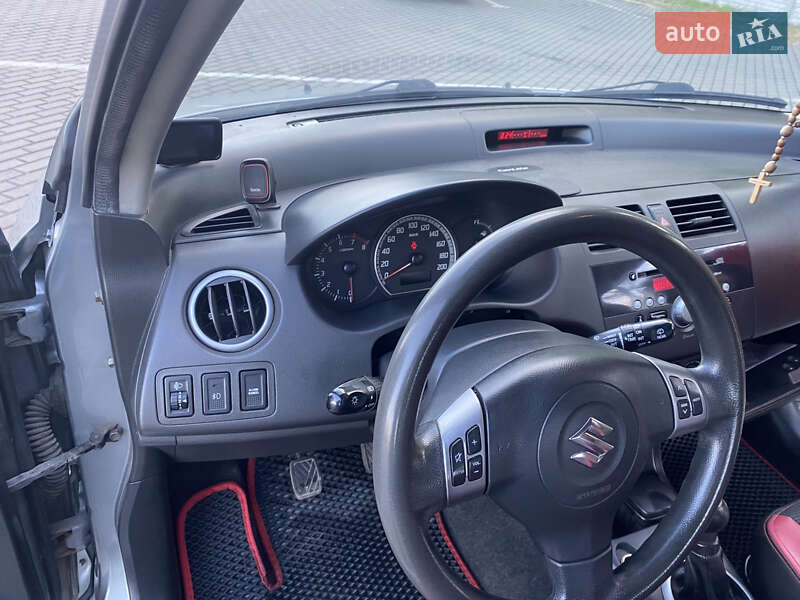 Хэтчбек Suzuki Swift 2006 в Львове фото 18 Хэтчбек Suzuki Swift 2006 в Львове