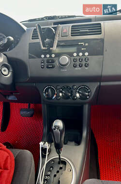 Хетчбек Suzuki Swift 2007 в 