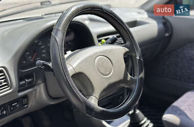 Седан Suzuki Swift 2003 в 