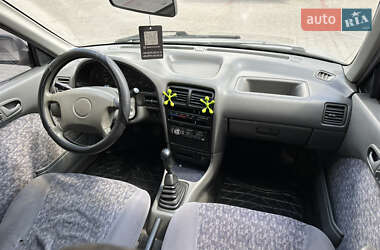 Седан Suzuki Swift 2003 в 