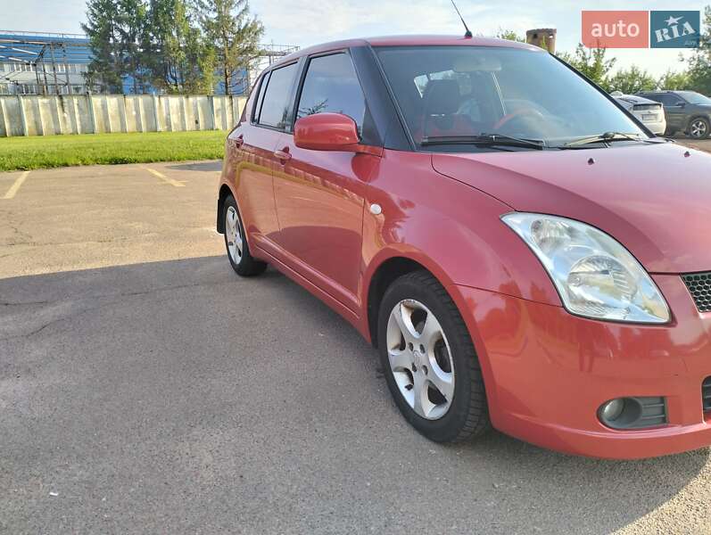Хетчбек Suzuki Swift 2006 в Житомирі