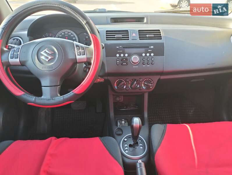 Хетчбек Suzuki Swift 2006 в Житомирі
