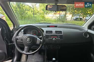 Хэтчбек Suzuki Swift 2007 в 