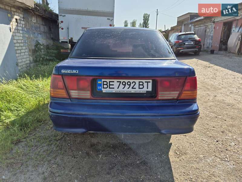 Седан Suzuki Swift 1993 в Миколаєві