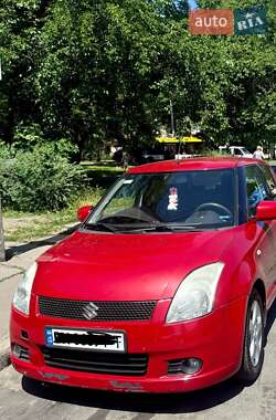 Хетчбек Suzuki Swift 2006 в 