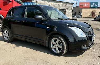 Хетчбек Suzuki Swift 2007 в 