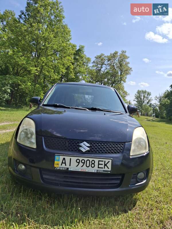 Хэтчбек Suzuki Swift 2008 в Сарнах