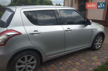 Хетчбек Suzuki Swift 2011 в 