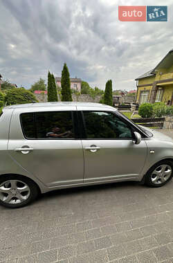 Хэтчбек Suzuki Swift 2008 в 