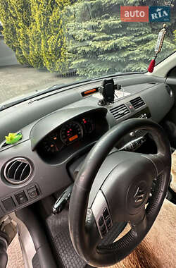Хэтчбек Suzuki Swift 2008 в 
