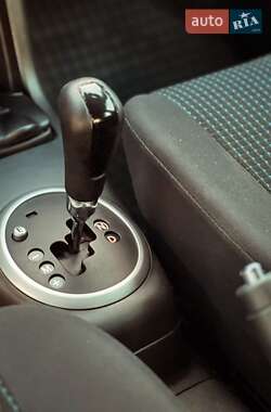 Хэтчбек Suzuki Swift 2007 в 