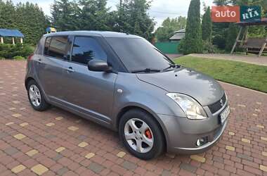 Хэтчбек Suzuki Swift 2007 в 