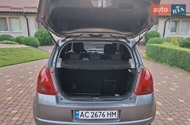 Хэтчбек Suzuki Swift 2007 в 