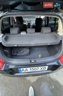 Хэтчбек Suzuki Swift 2012 в 