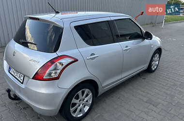 Хетчбек Suzuki Swift 2011 в 