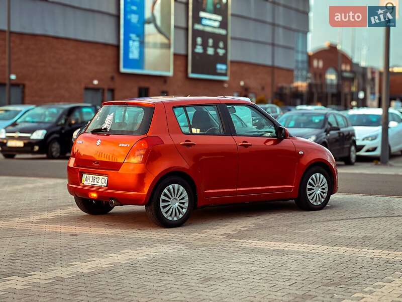 Хетчбек Suzuki Swift 2007 в Києві