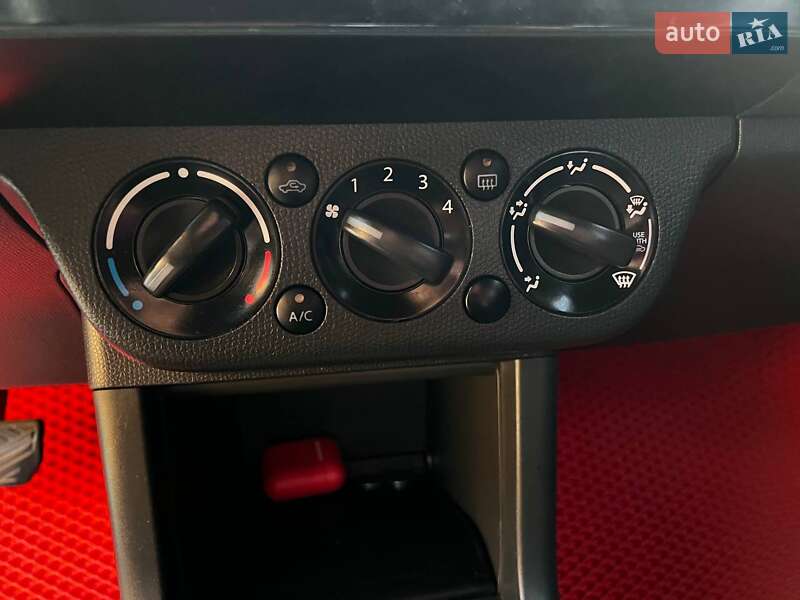 Хэтчбек Suzuki Swift 2008 в Лысянке