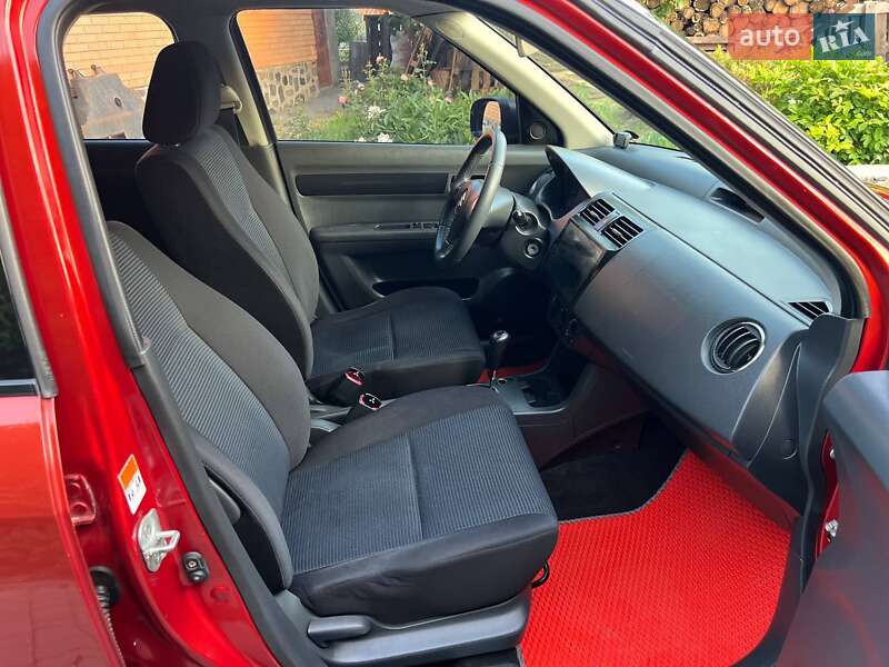 Хэтчбек Suzuki Swift 2008 в Лысянке