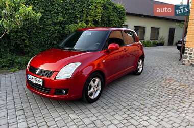 Хэтчбек Suzuki Swift 2008 в Лысянке