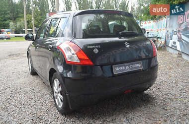 Хэтчбек Suzuki Swift 2013 в 