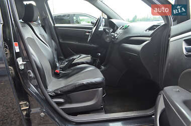 Хэтчбек Suzuki Swift 2013 в 