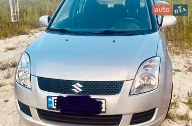 Хэтчбек Suzuki Swift 2007 в 