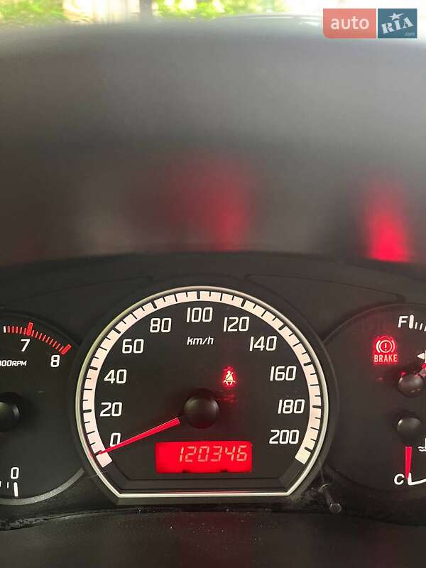 Хетчбек Suzuki Swift 2007 в Львові фото 4 Хетчбек Suzuki Swift 2007 в Львові