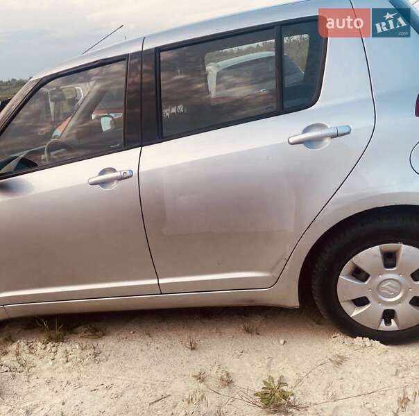 Хетчбек Suzuki Swift 2007 в Львові фото 8 Хетчбек Suzuki Swift 2007 в Львові
