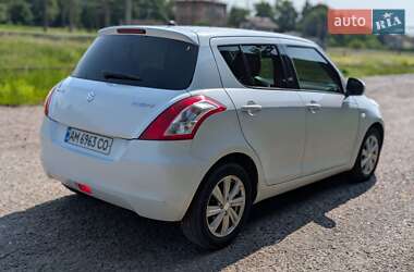 Хэтчбек Suzuki Swift 2013 в 