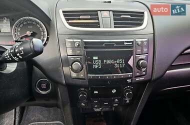 Хэтчбек Suzuki Swift 2016 в 