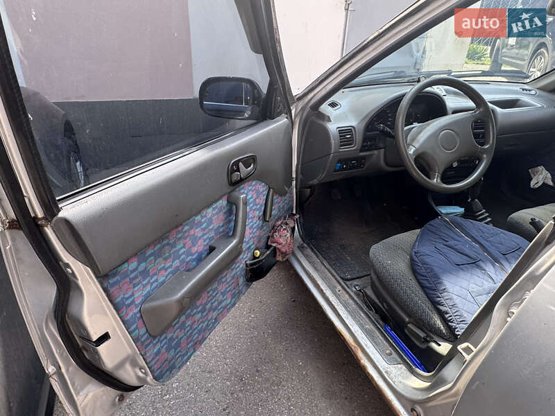 Хэтчбек Suzuki Swift 2003 в Харькове фото 8 Хэтчбек Suzuki Swift 2003 в Харькове