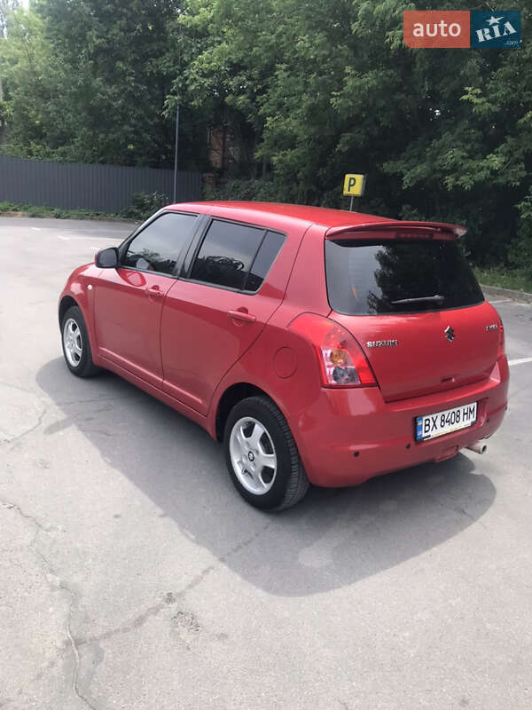 Хэтчбек Suzuki Swift 2010 в Каменец-Подольском