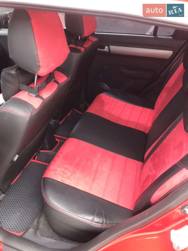 Хэтчбек Suzuki Swift 2010 в Каменец-Подольском