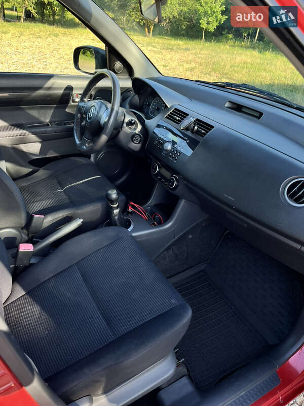Хетчбек Suzuki Swift 2008 в Івано-Франківську