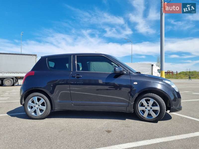 Хетчбек Suzuki Swift 2008 в Києві