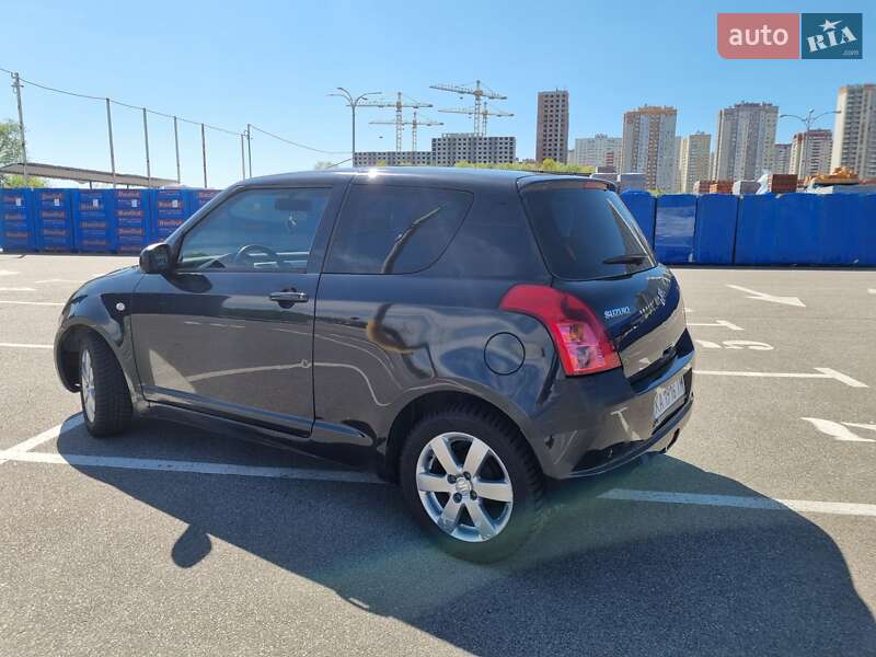 Хетчбек Suzuki Swift 2008 в Києві