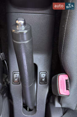 Хетчбек Suzuki Swift 2006 в 