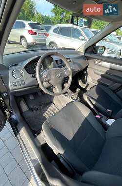 Хетчбек Suzuki Swift 2010 в 
