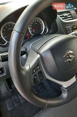 Хэтчбек Suzuki Swift 2011 в 