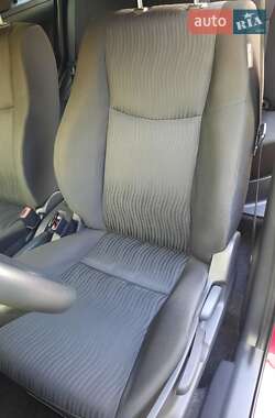 Хэтчбек Suzuki Swift 2011 в 