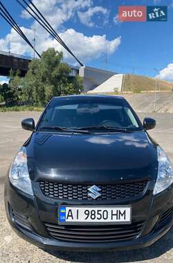 Хэтчбек Suzuki Swift 2012 в 