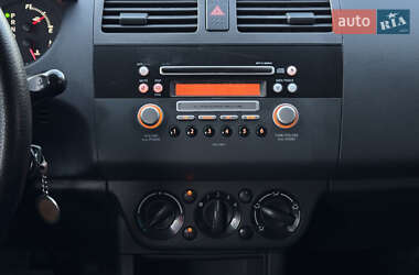 Хетчбек Suzuki Swift 2008 в 
