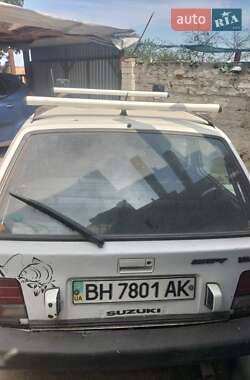 Хэтчбек Suzuki Swift 1988 в 