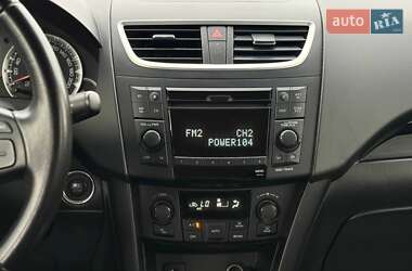 Хетчбек Suzuki Swift 2013 в 