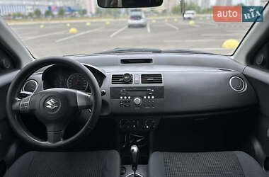 Хэтчбек Suzuki Swift 2007 в 