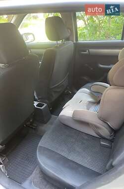 Хетчбек Suzuki Swift 2005 в 