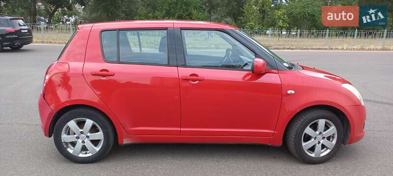 Хетчбек Suzuki Swift 2008 в Києві